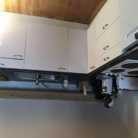 - Ein-zimmer-wohnung In Der Naehe Von Straenden